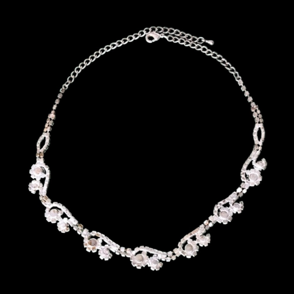 Vintage Mid-Century Silver-Tone Rhinestone Floral Choker Necklace – 18" L - Picture 8 of 13